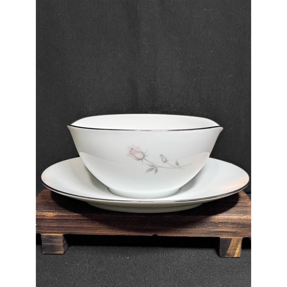Noritake Pasadena 6311 Gravy Boat Attached Underplate Pink Rose Platinum Japan